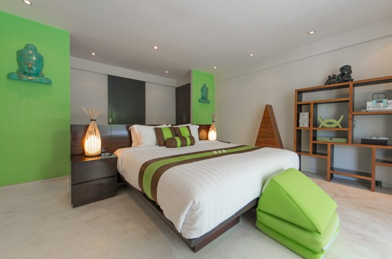 Casa Mateo Bedroom with Table Lamps, Seminyak | 6 Bedroom Villas Bali