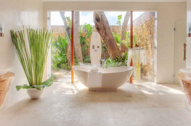 Lataliana Villas Semi Open Bathtub, Seminyak | 6 Bedroom Villas Bali