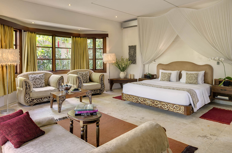 Lataliana Villas Bedroom with Seating Area, Seminyak | 6 Bedroom Villas Bali