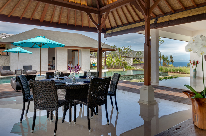 Pandawa Cliff Estate Pool Side Dining, Ungasan | 6 Bedroom Villas Bali