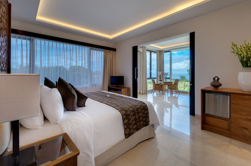 Pandawa Cliff Estate Bedroom and Balcony, Ungasan | 6 Bedroom Villas Bali