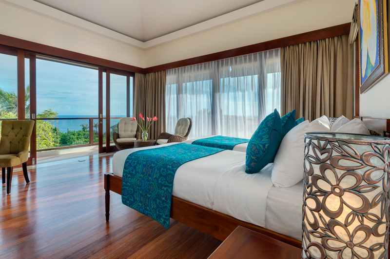 Pandawa Cliff Estate Bedroom with Wooden Floor, Ungasan | 6 Bedroom Villas Bali