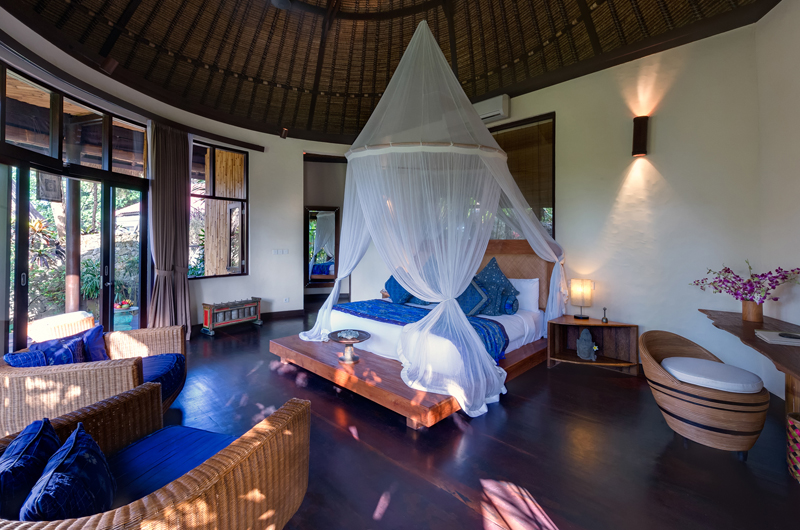 Taman Ahimsa Bedroom with Mosquito Net and Seating Area, Seseh | 6 Bedroom Villas Bali