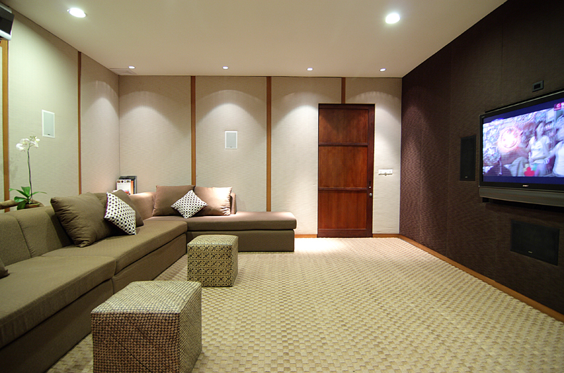 The Longhouse Lounge Area with TV, Jimbaran | 6 Bedroom Villas Bali