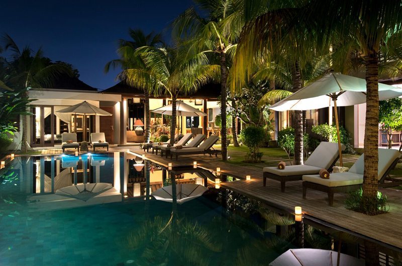 Villa Abakoi Pool at Night, Seminyak | 6 Bedroom Villas Bali