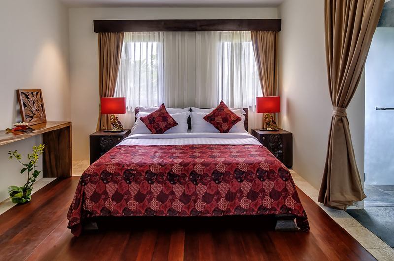 Villa Cantik Pandawa Bedroom with Wooden Floor, Ungasan | 6 Bedroom Villas Bali