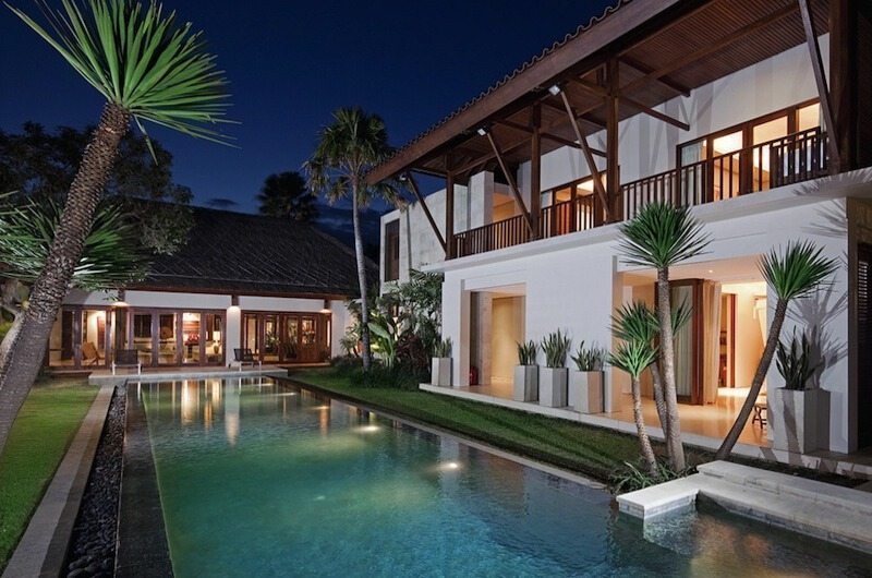 Villa Lilibel Pool at Night, Seminyak | 6 Bedroom Villas Bali