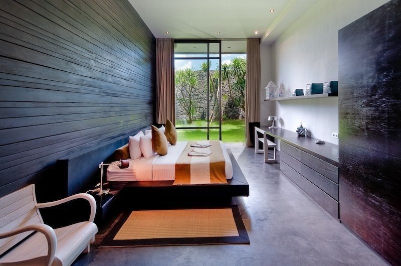Villa Mana Bedroom with Seating Area, Canggu | 6 Bedroom Villas Bali