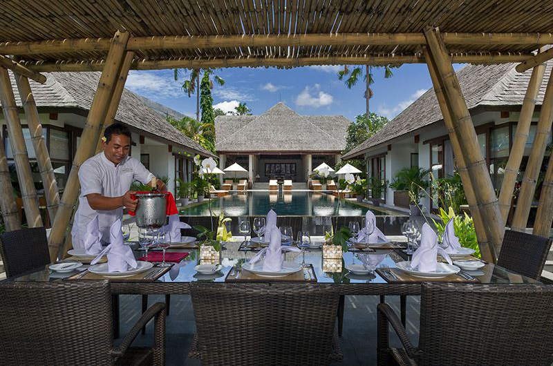 Villa Mandalay Pool Side Dining, Seseh | 6 Bedroom Villas Bali