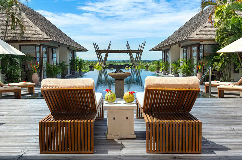 Villa Mandalay Sun Loungers, Seseh | 6 Bedroom Villas Bali