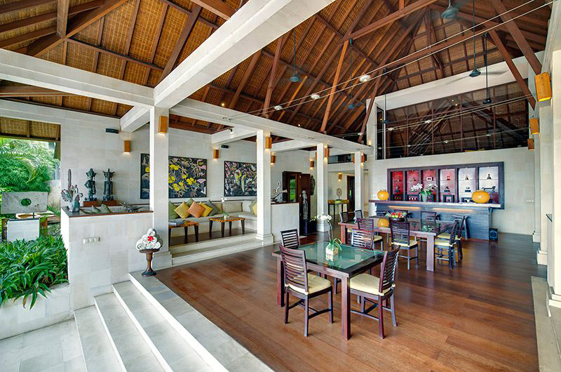 Villa Mandalay Dining Area, Seseh | 6 Bedroom Villas Bali