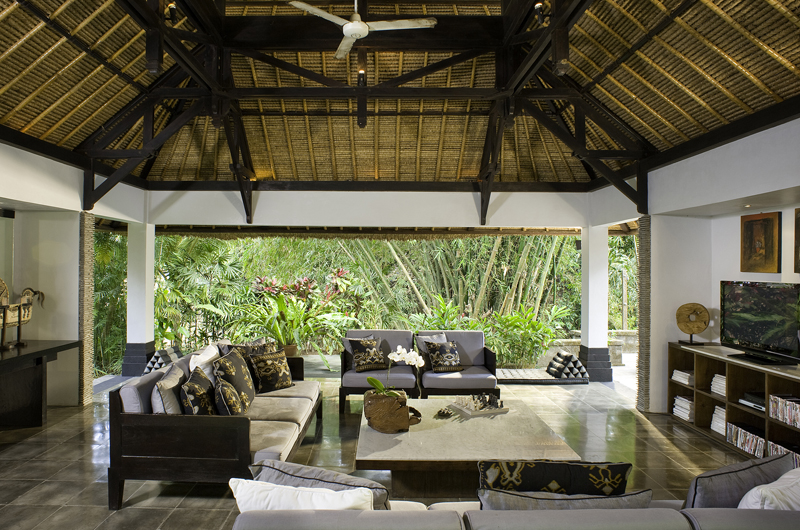 Villa Maya Retreat Lounge Area with TV, Tabanan | 6 Bedroom Villas Bali