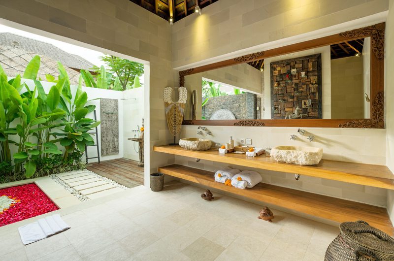 Villa Naty En-Suite Bathroom, Umalas | 6 Bedroom Villas Bali