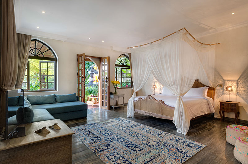 Villa Sayang D'Amour Bedroom with Sofa, Seminyak | 6 Bedroom Villas Bali