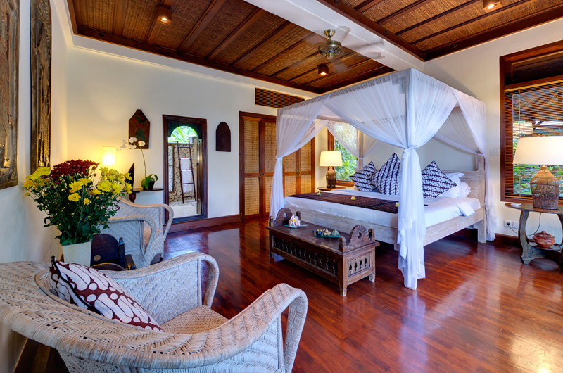 Villa Sungai Tinggi Four Poster Bed with Wooden Floor, Pererenan | 6 Bedroom Villas Bali