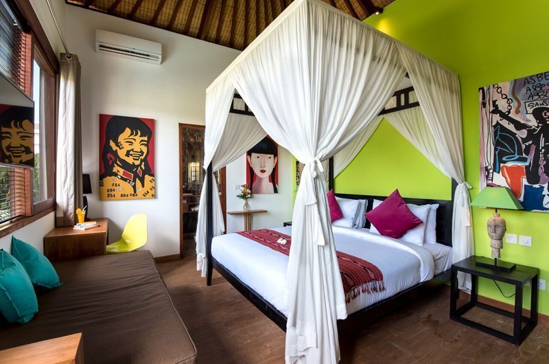 Villa Tangram Bedroom with Seating Area, Seminyak | 6 Bedroom Villas Bali