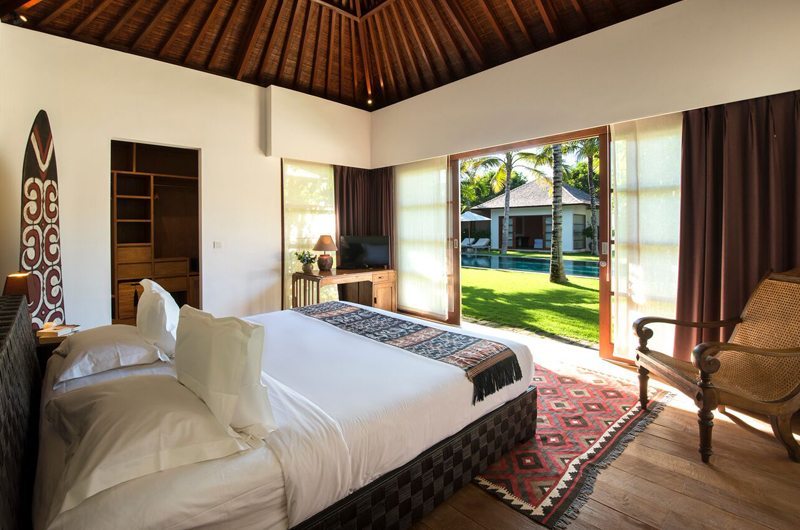 Villa Tiga Puluh Bedroom with Garden View, Seminyak | 6 Bedroom Villas Bali
