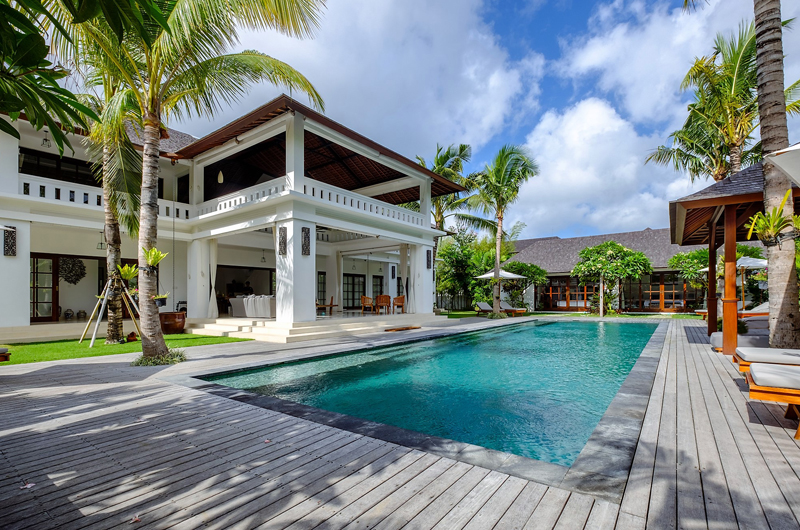 Villa Tjitrap Swimming Pool, Seminyak | 6 Bedroom Villas Bali