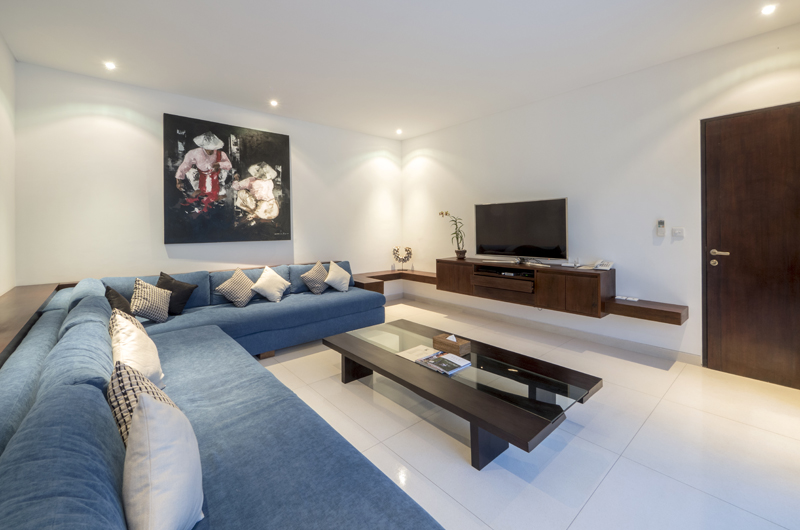 Villa Tjitrap Lounge Area with TV, Seminyak | 6 Bedroom Villas Bali